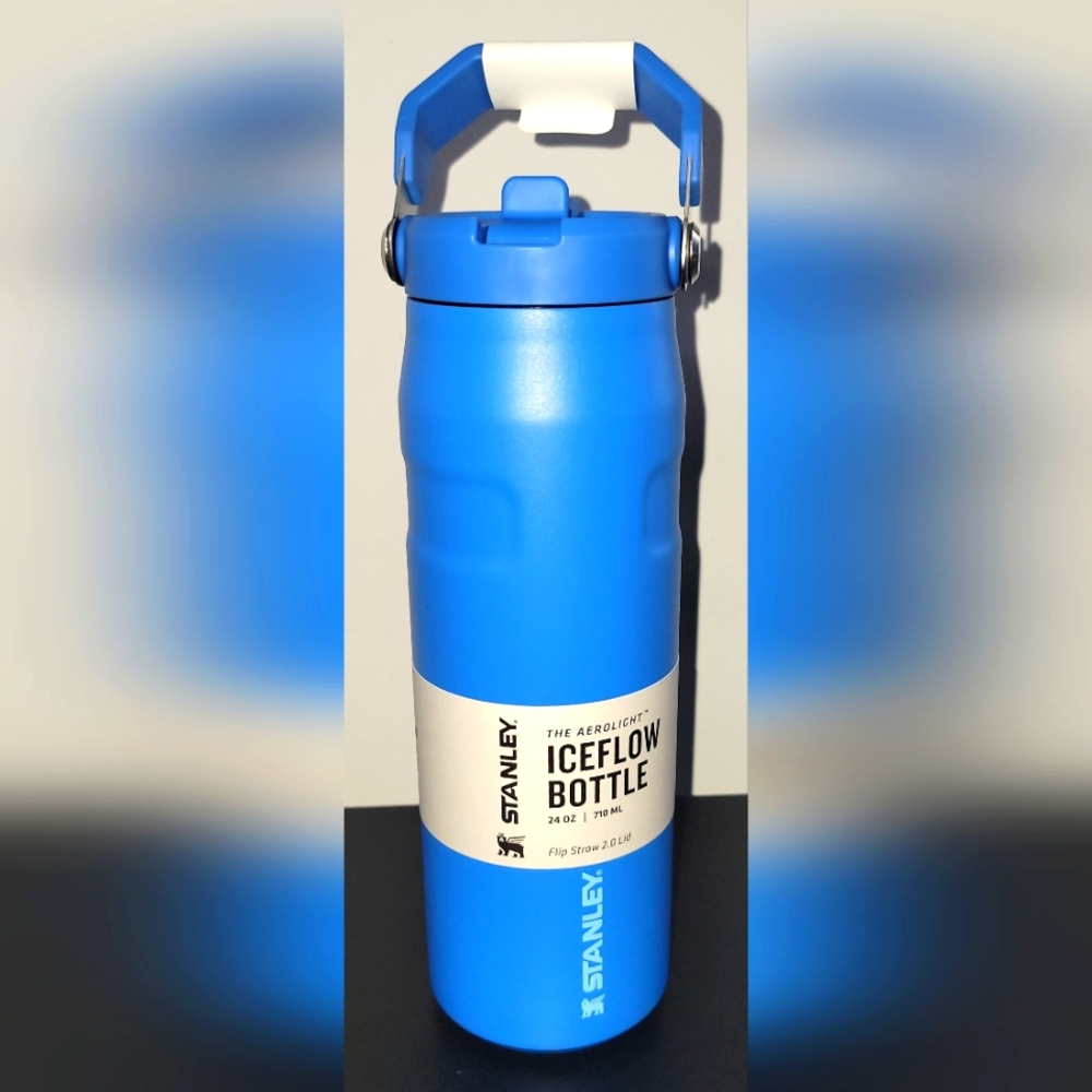 Stanley 24ozIceFlow Aerolight Stainless Steel Water Bottle w/ Flip Straw Azure